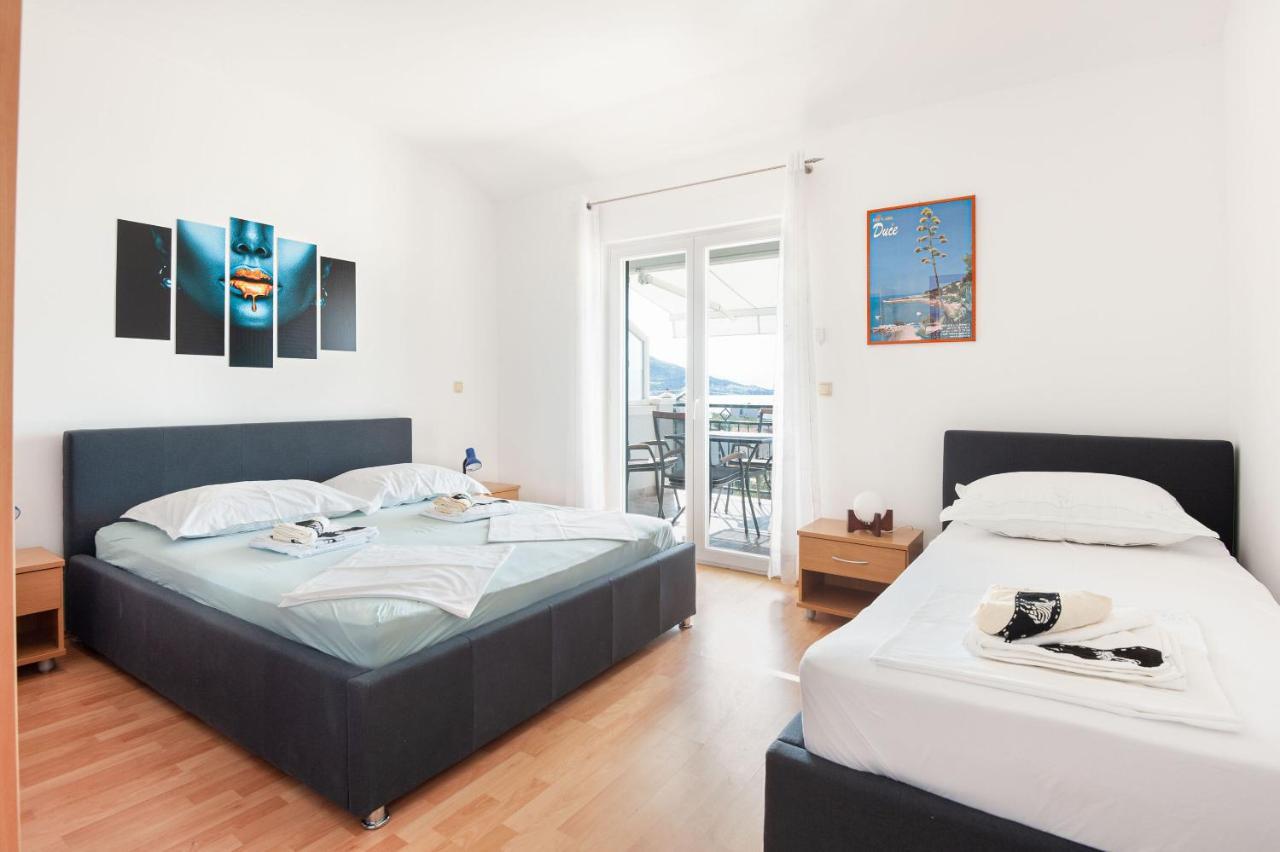 Apartments Tomic Duće Buitenkant foto